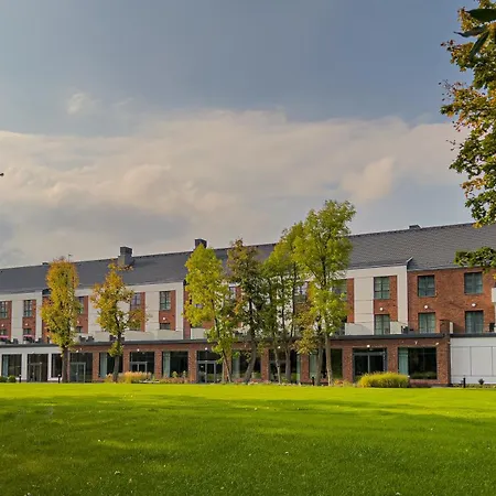 - Centrum Konferencyjne Hotel Malbork