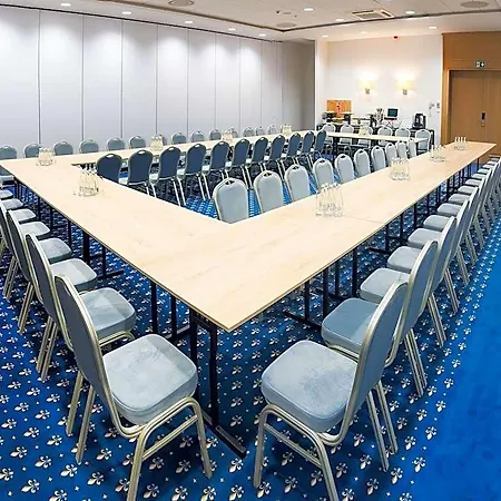 Otel - Centrum Konferencyjne 4*