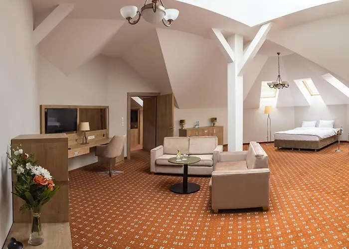 - Centrum Konferencyjne