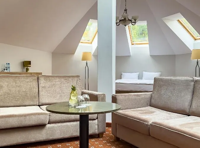 - Centrum Konferencyjne