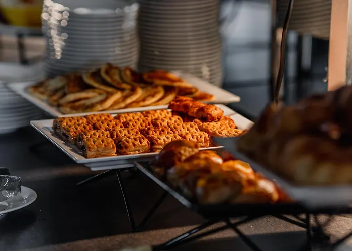 - Centrum Konferencyjne 4*